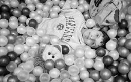 Kindje in de snoezelruimte