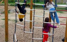 Enfants plaine de jeux