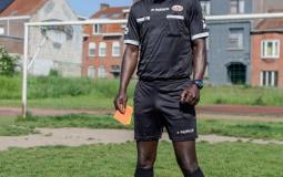 Eric en tenue